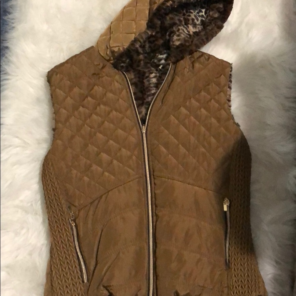 Fur vest